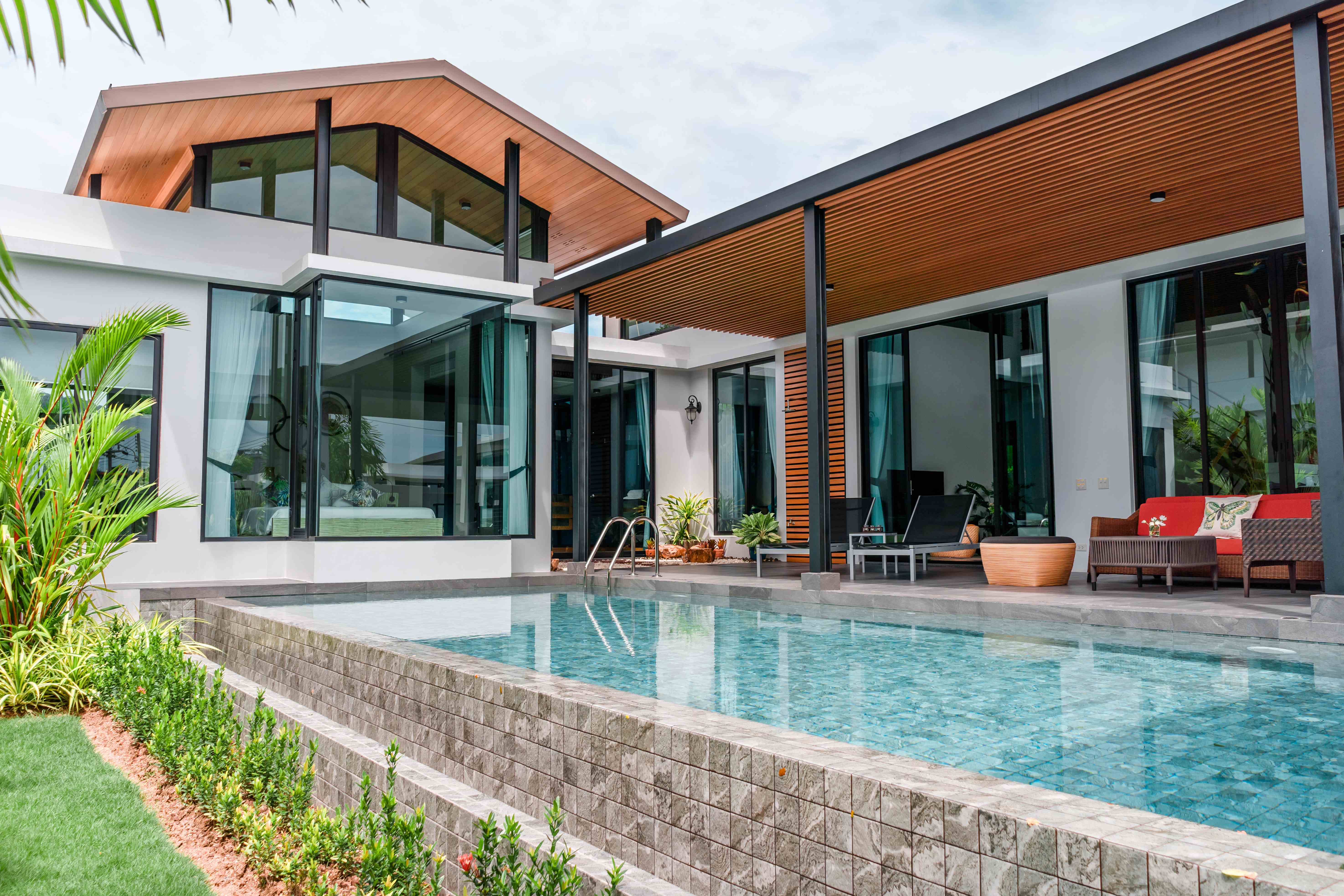 4 Bedroom Villa with Warm & Relaxed Style