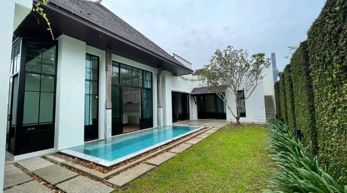 LUXURY MODERN POOL VILLA 2 BED