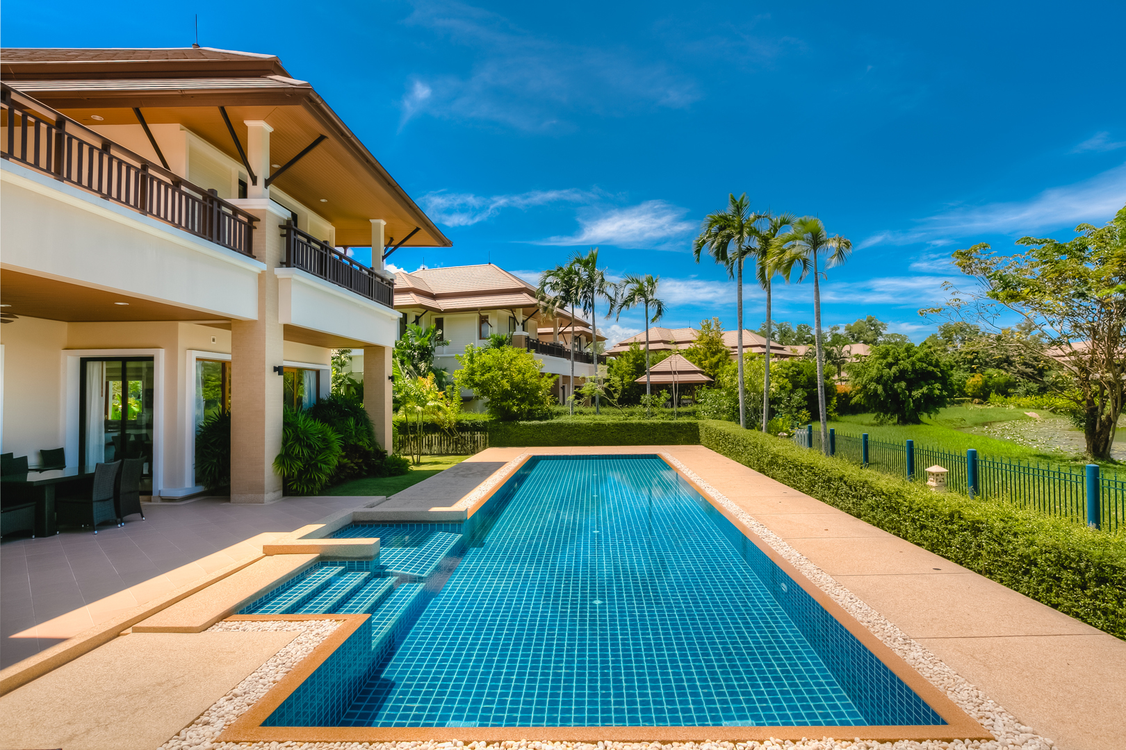 Elegant4 Bed Pool villa in Laguna